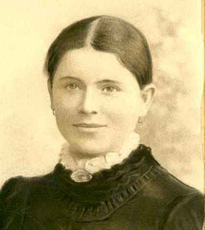 Photo of photos/Mary Ann Garrett (nee Nicholson) c1875 portrait